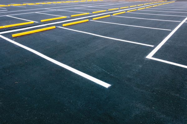 Asphalt Parking Lot Sealing in Fishers